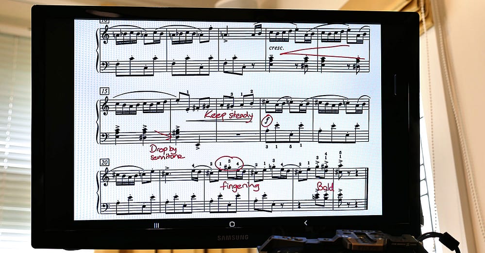 Score Display with Annotations